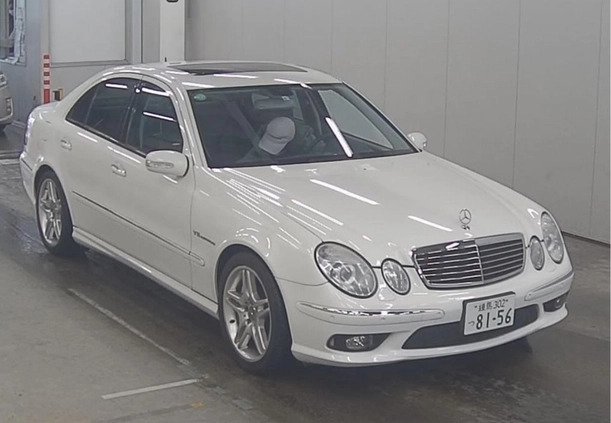 Mercedes-Benz Klasa E cena 98900 przebieg: 95000, rok produkcji 2004 z Katowice małe 301